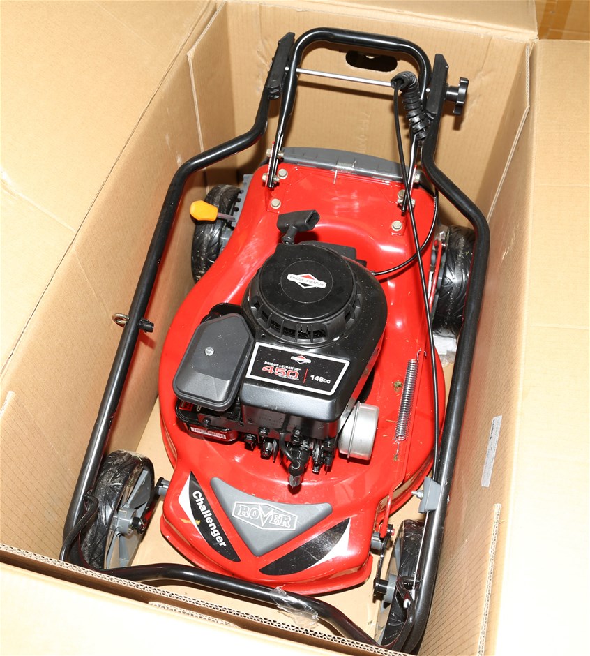 ROVER Challenger Lawn Mower & Grass Catcher with BRIGGS & STRATTON