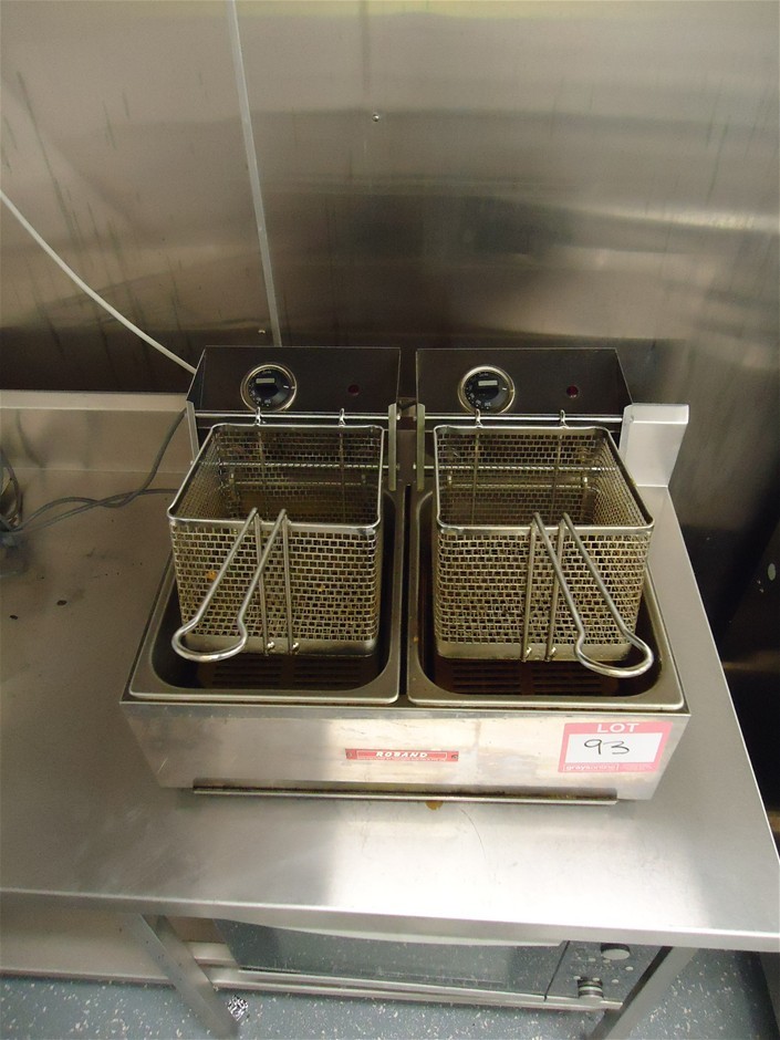 Roband deep fryer. Auction (00937001931) Grays Australia