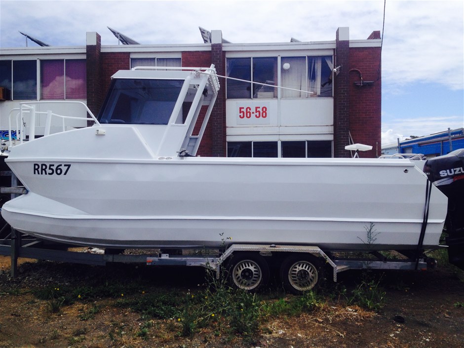 2010 Marlin Broadbill aluminium 7.2 metre twin hull half cab boat