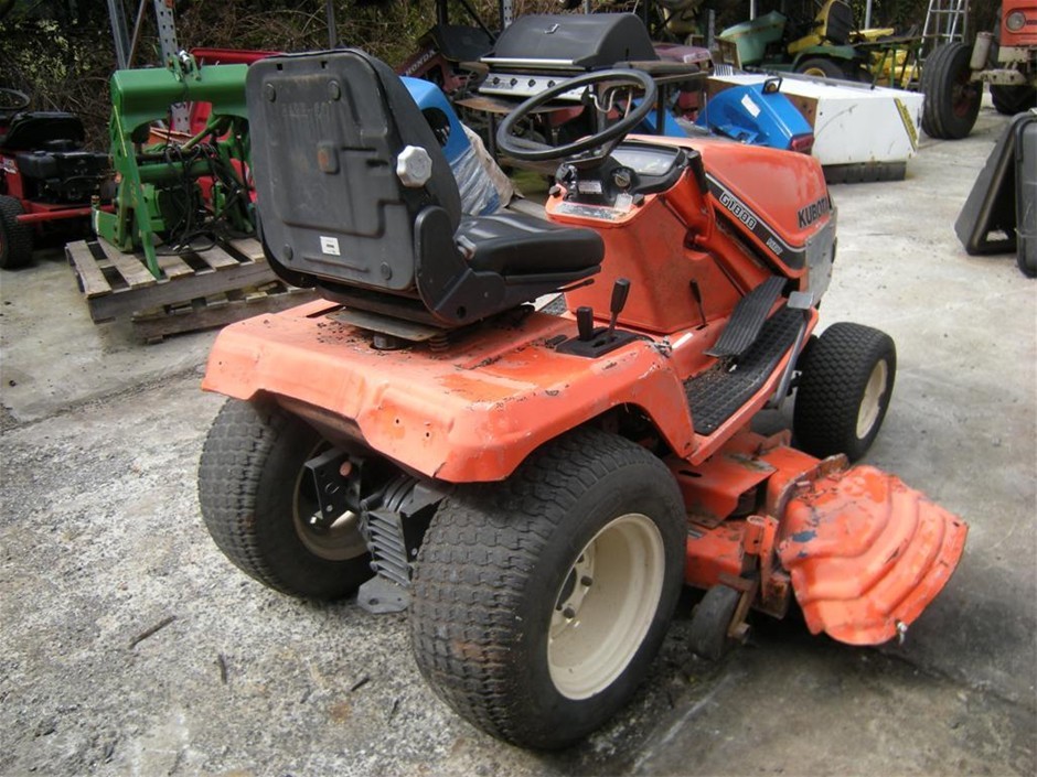 Kubota G1800 18 hp 3 cylinder Diesel Lawn Tractor, 2WD , 48” cutting ...