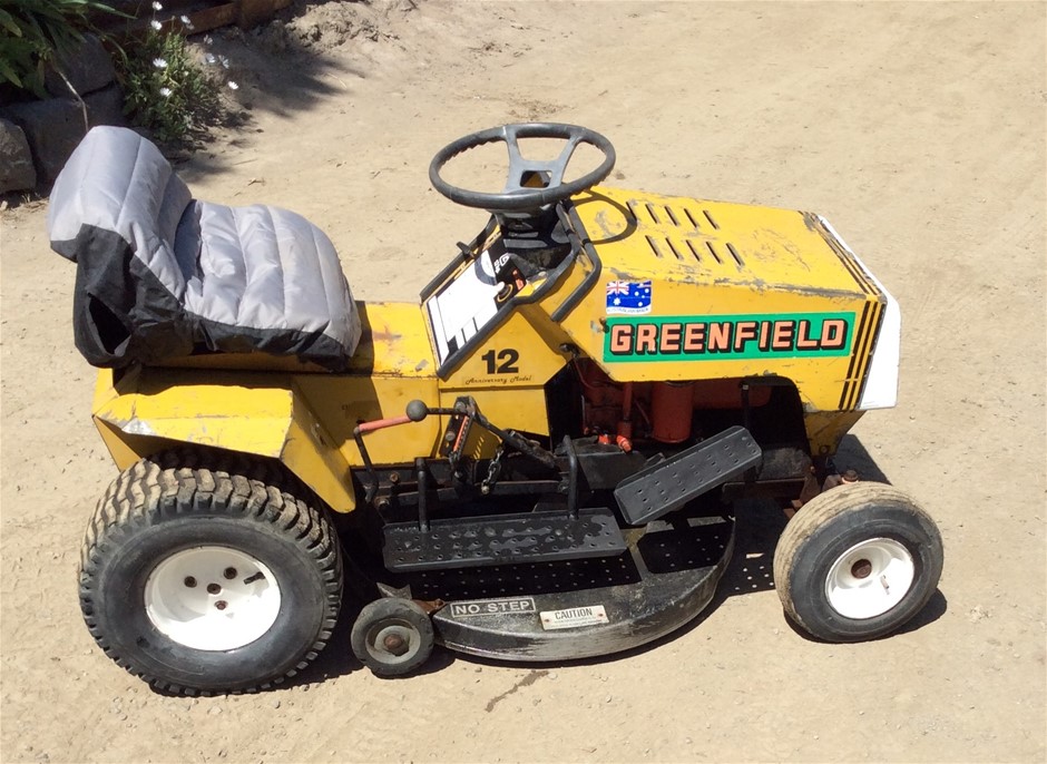 Ride on mower, Greenfield 21st anniversary model Auction (01133012570