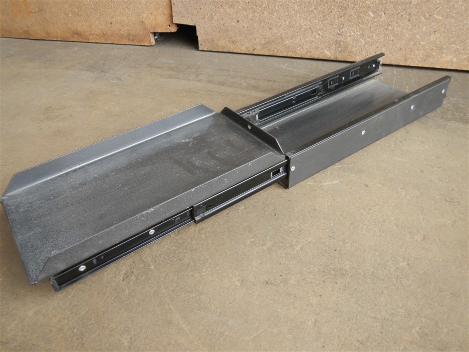 Heavy duty steel slide out battery tray to suit single battery, Auction