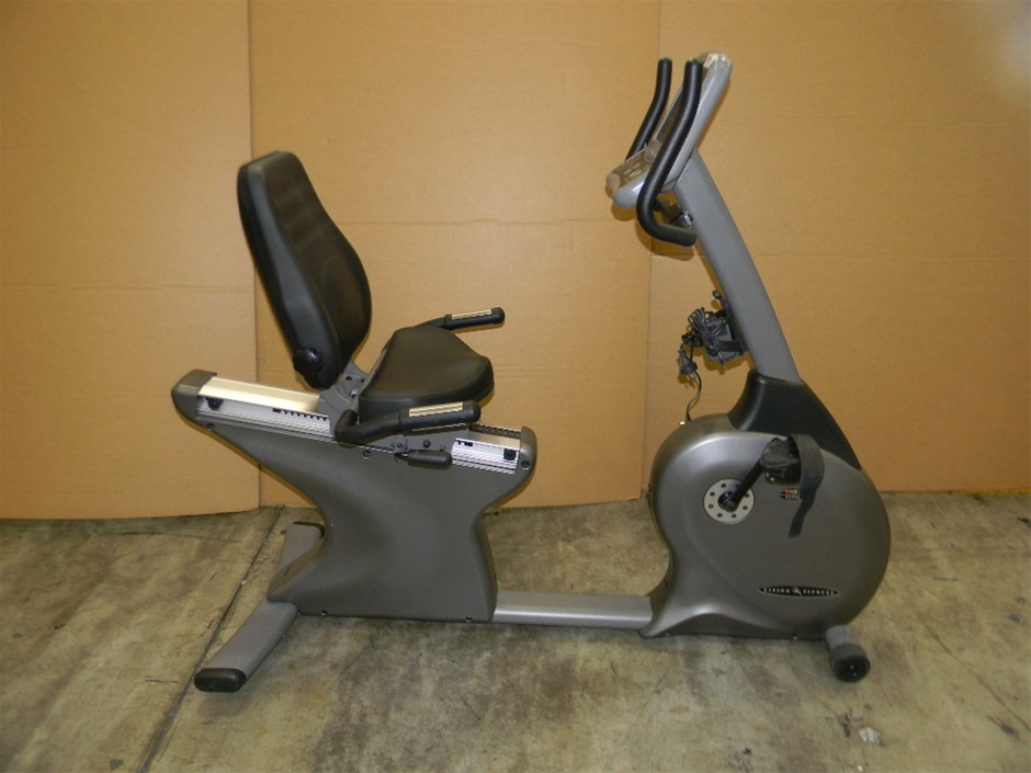 vision fitness hrt r2600