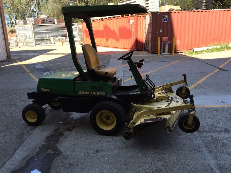 John Deere F935 diesel ride on mower, diesel engine, 72`` cutting deck