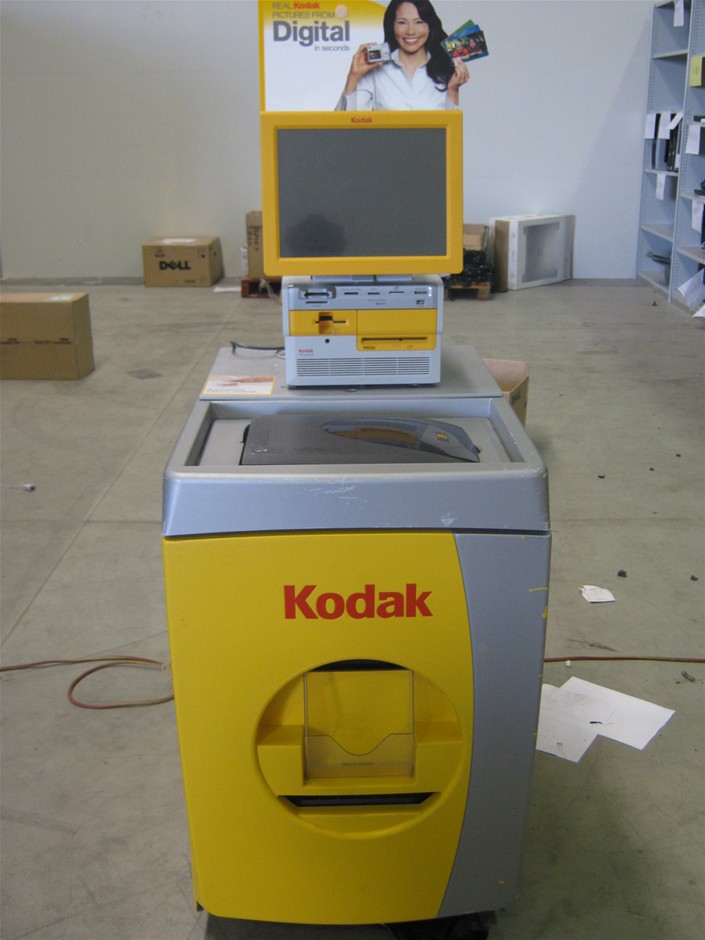 Kodak Picture Kiosk G4, With 6850 Photo Printer and 8800 Photo Printer