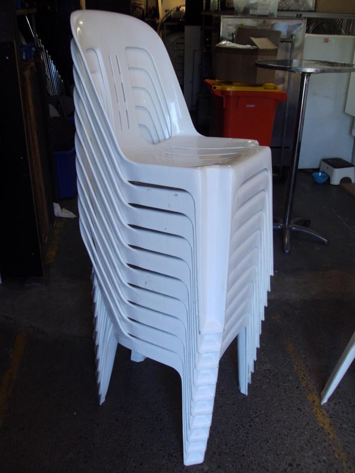 The Bistro white plastic stackable chairs Auction (00107002259