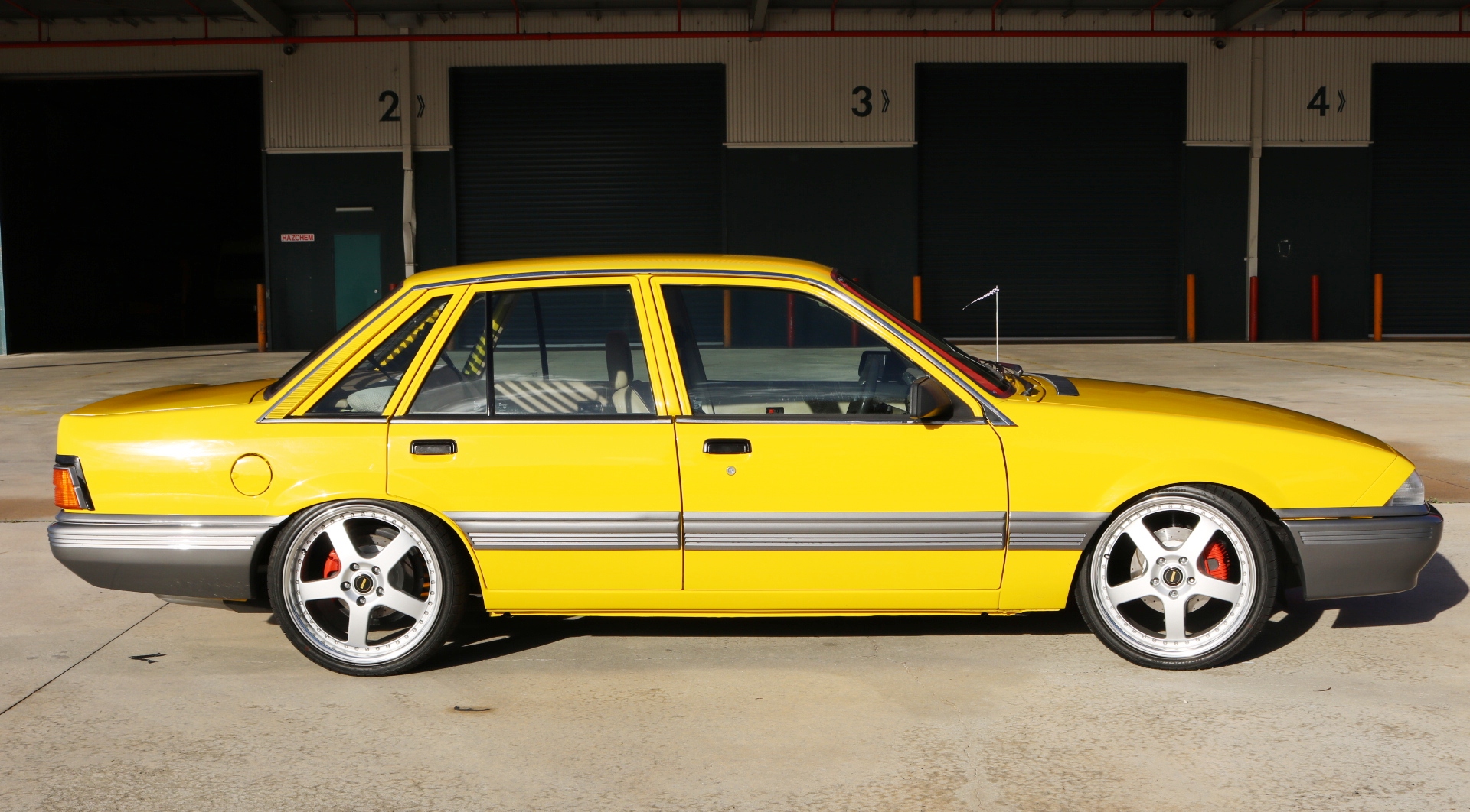 1988 Holden Commodore VL Turbo GENUINE Ex Interceptor- 5 Speed,178,618 ...