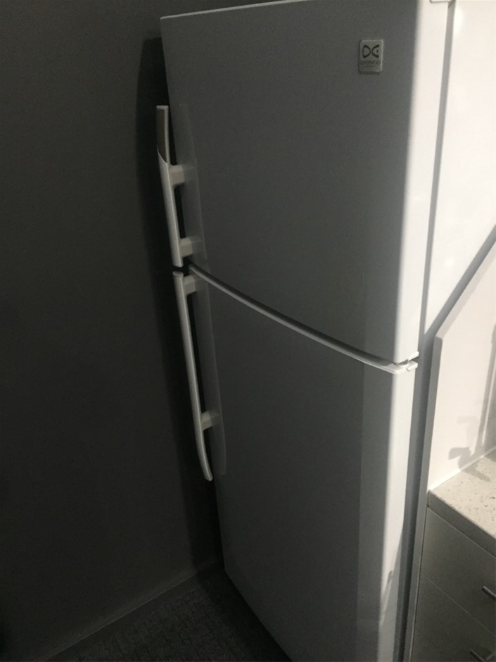 Daewoo Fridge Freezer Model Fr 360 Auction 0001 3013946 Grays Australia