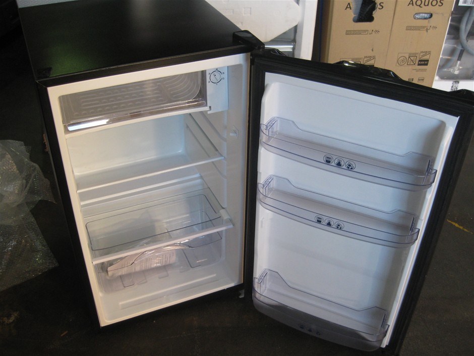 diet dr pepper mini fridge