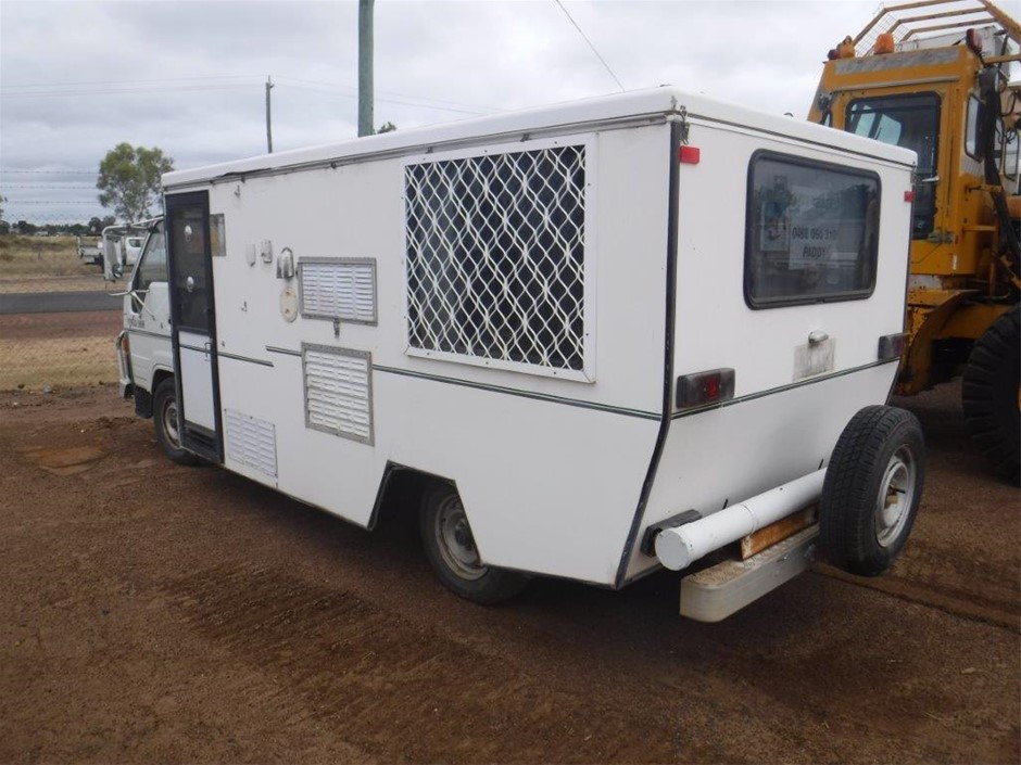 Toyota dyna camper