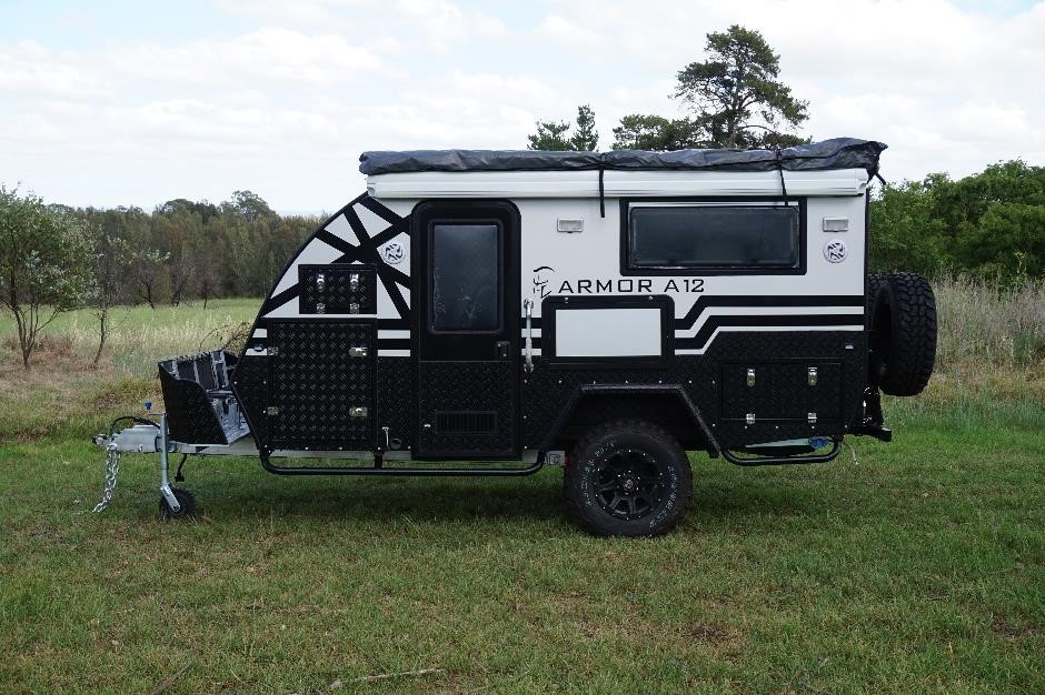 2018 ARMOR A12 OFF ROAD CARAVAN HYBRID - Double Bunk Auction (0003 ...