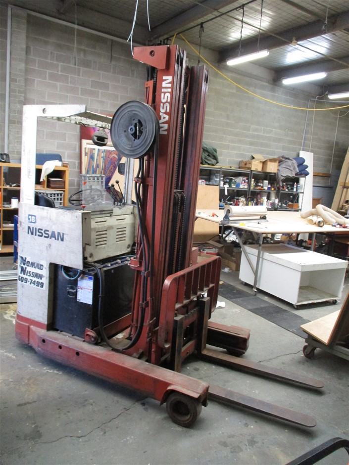 Valiani MP 160 Pneumatic and Manually Operated Mat Cutter Auction (0003