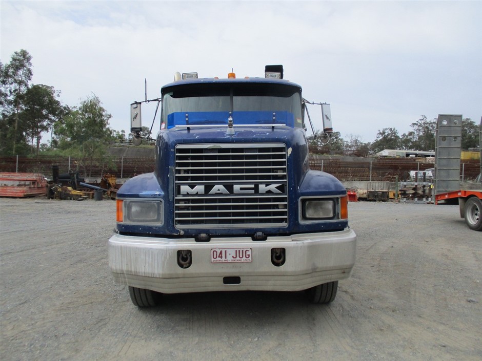 1998 Mack CH Series 6 x 4 Tipper Truck Auction (0004-7021602) | Grays ...