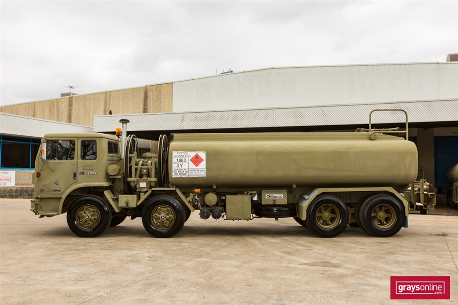 Aircraft Refuelling Tanker Truck 06/1992 (Incomplete) Auction (0012 ...