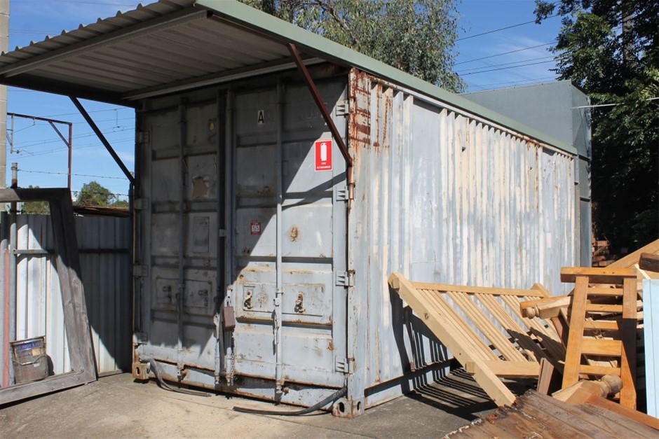 20 foot shipping container spray booth conversion Auction (00535036654