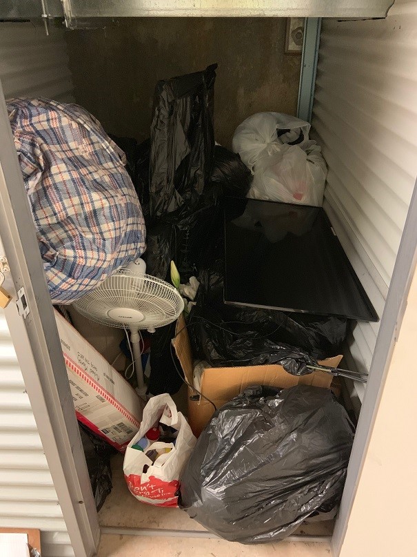 Contents of Abandoned Storage Unit Auction (00018011585) Grays Australia