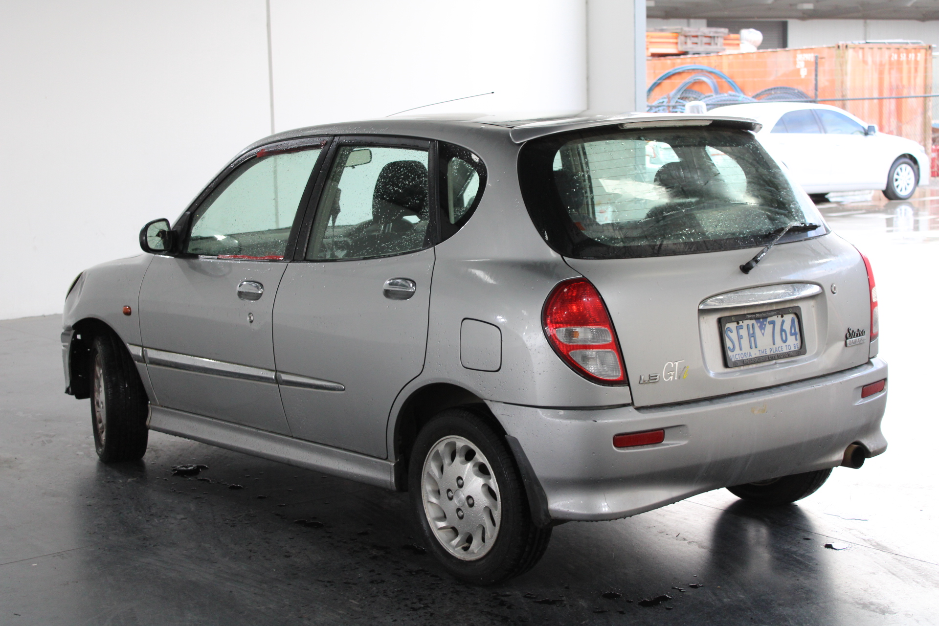 Daihatsu sirion 2003