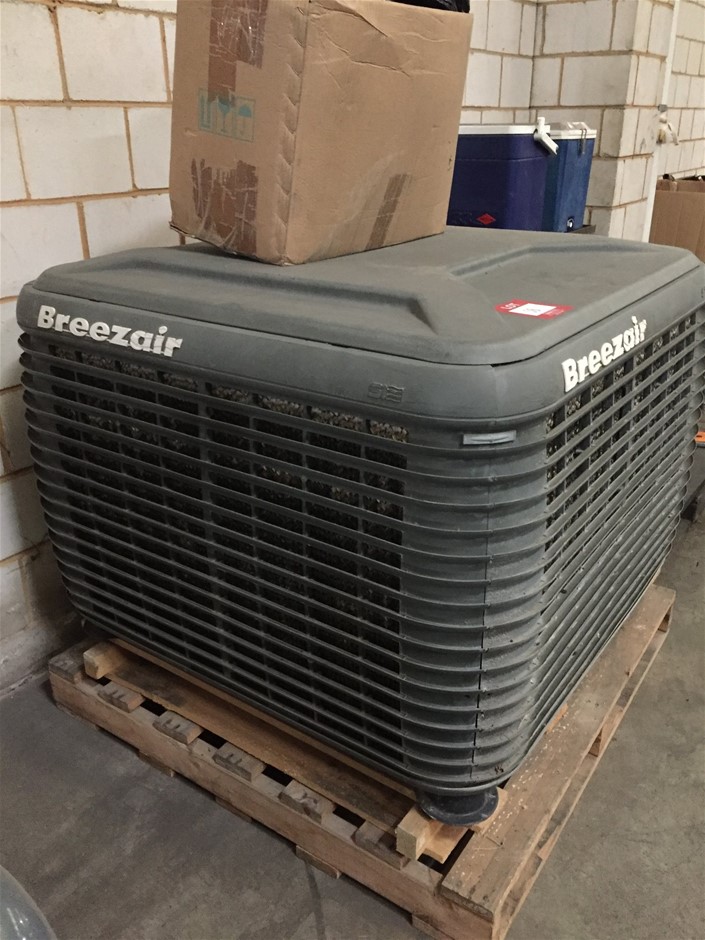 Breezair Evaporative Cooler & New Ducts Auction (00383015668) Grays