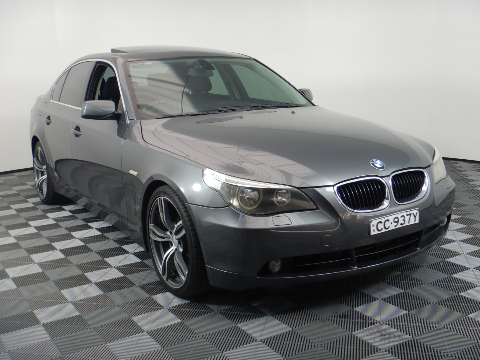 Bmw e60 2004