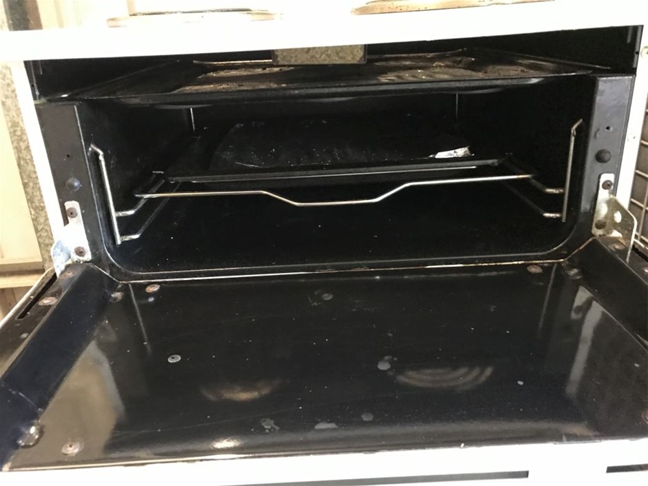 Upright Electric Stove/oven, Chef Glendale Auction (00145036663