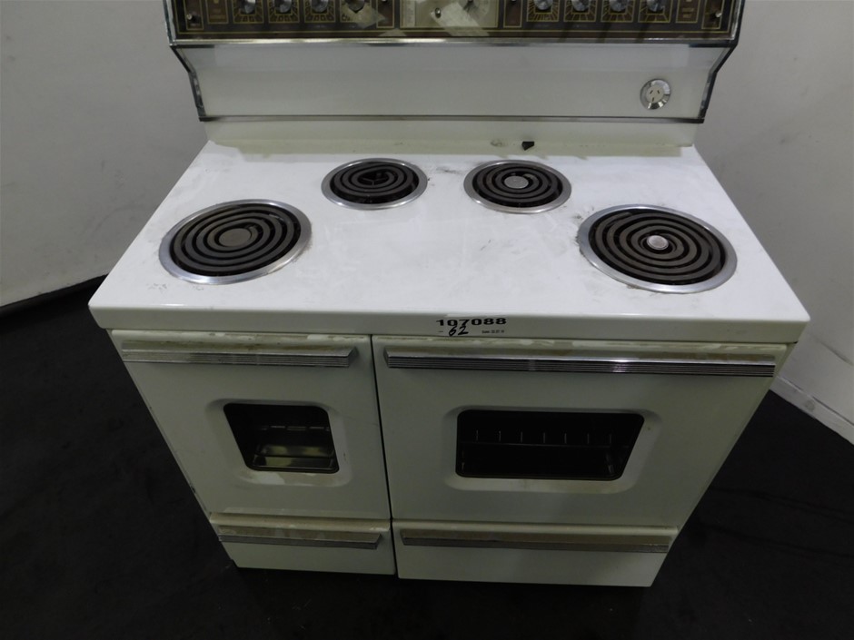 St Supermatic Double Oven/Stove Auction (00597023639) Grays