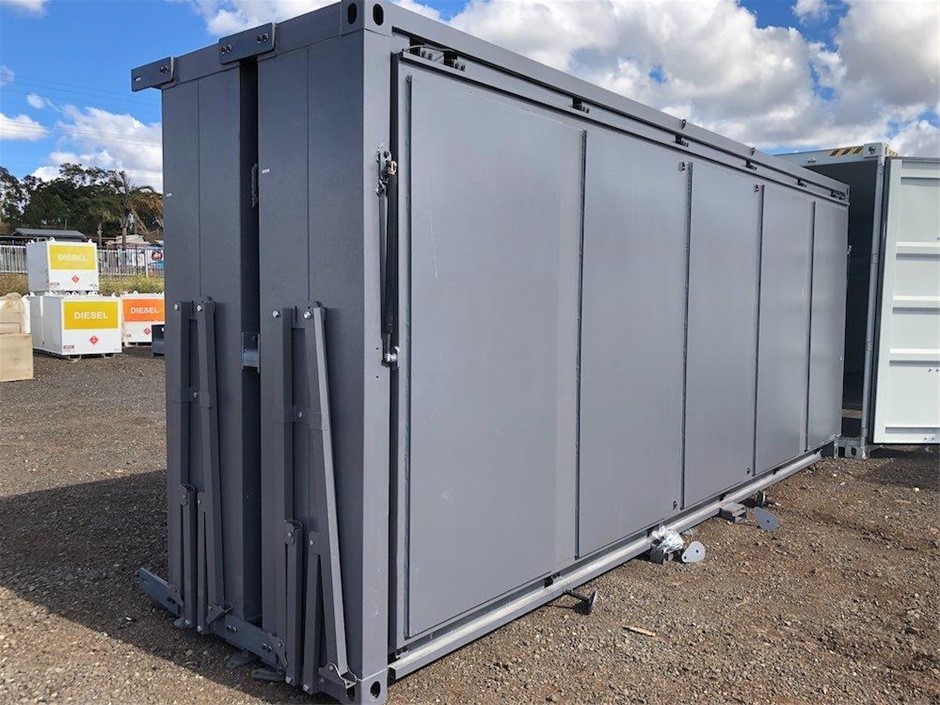 2019 Unused Portable Fold Out House Auction (00027023885) Grays