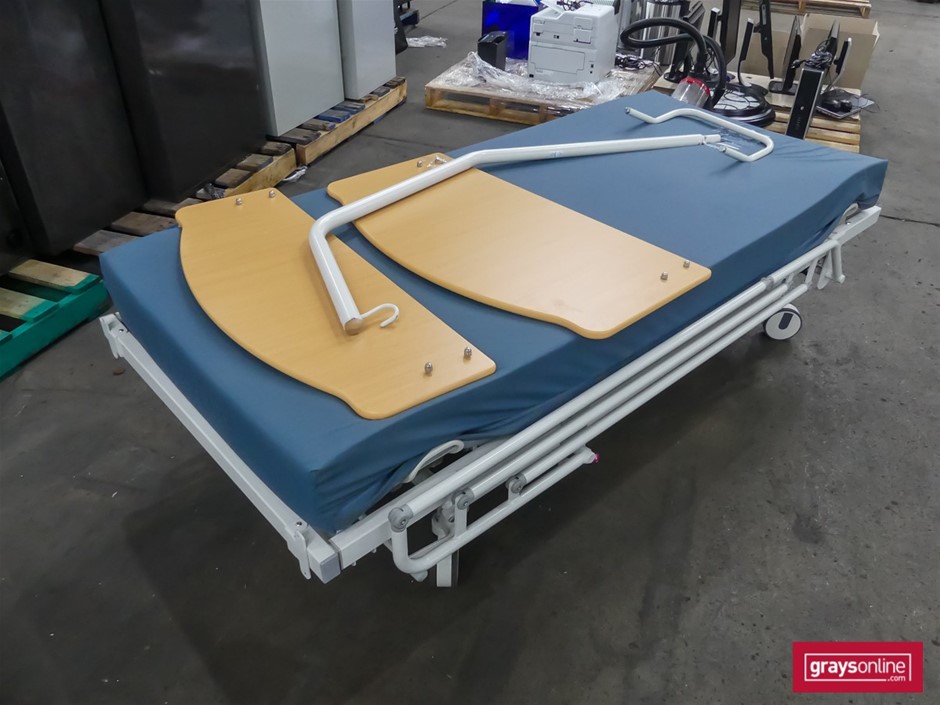 Aidacare AC3 3 Function Aged Care Bed Auction (0001-5041068) | Grays ...