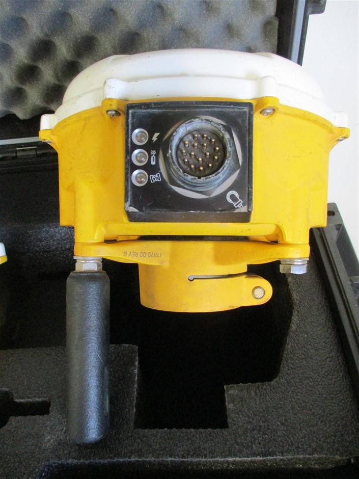 Trimble CB460 GPS Control Box with 2 x Trimble MS995 Receivers Auction