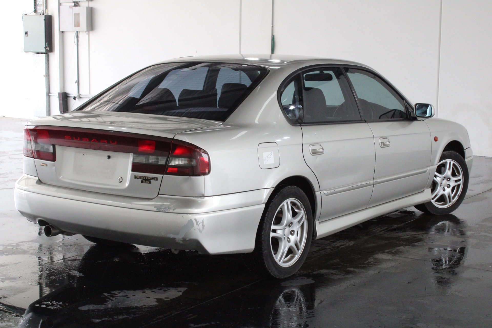 2000 Subaru Liberty Heritage (AWD) B3 Automatic Sedan Auction (0001