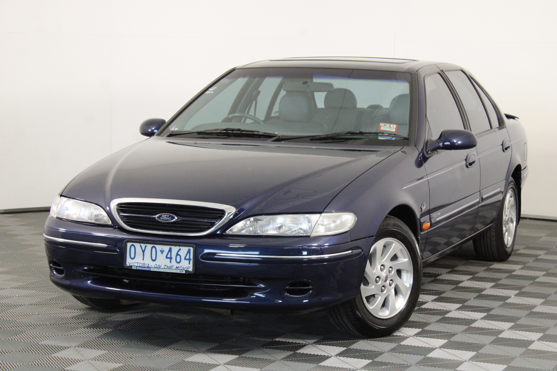 1998 Ford Fairmont Ghia EL Automatic Sedan Auction (00013458001