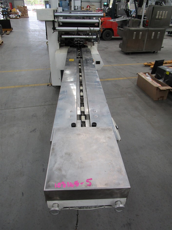 1996 Fuji CS Wrapper II Horizontal Flow Wrapping Machine Auction (0050
