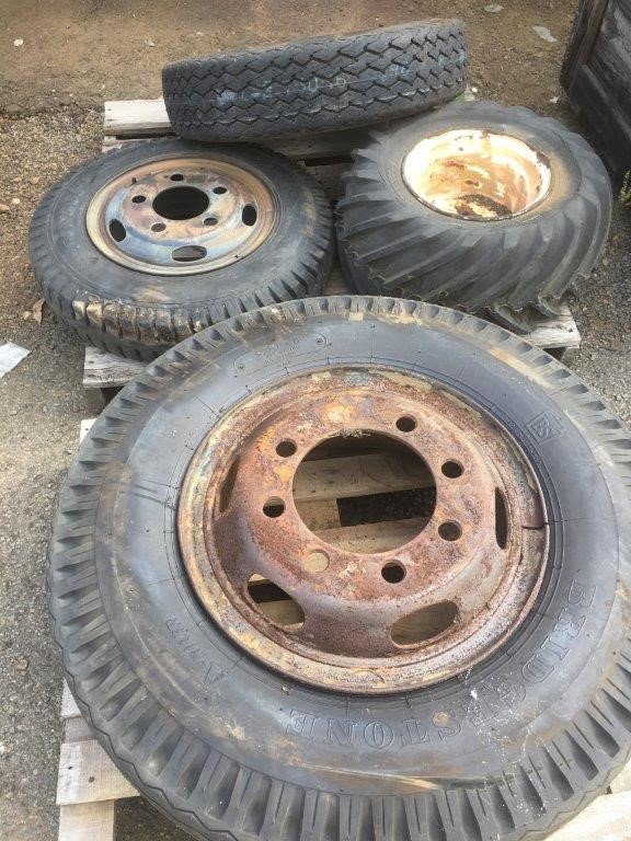 4 Off Unused Tyres With Rims, 9 X 20, 6.5016, 26X12 And 7.5R 16Lt