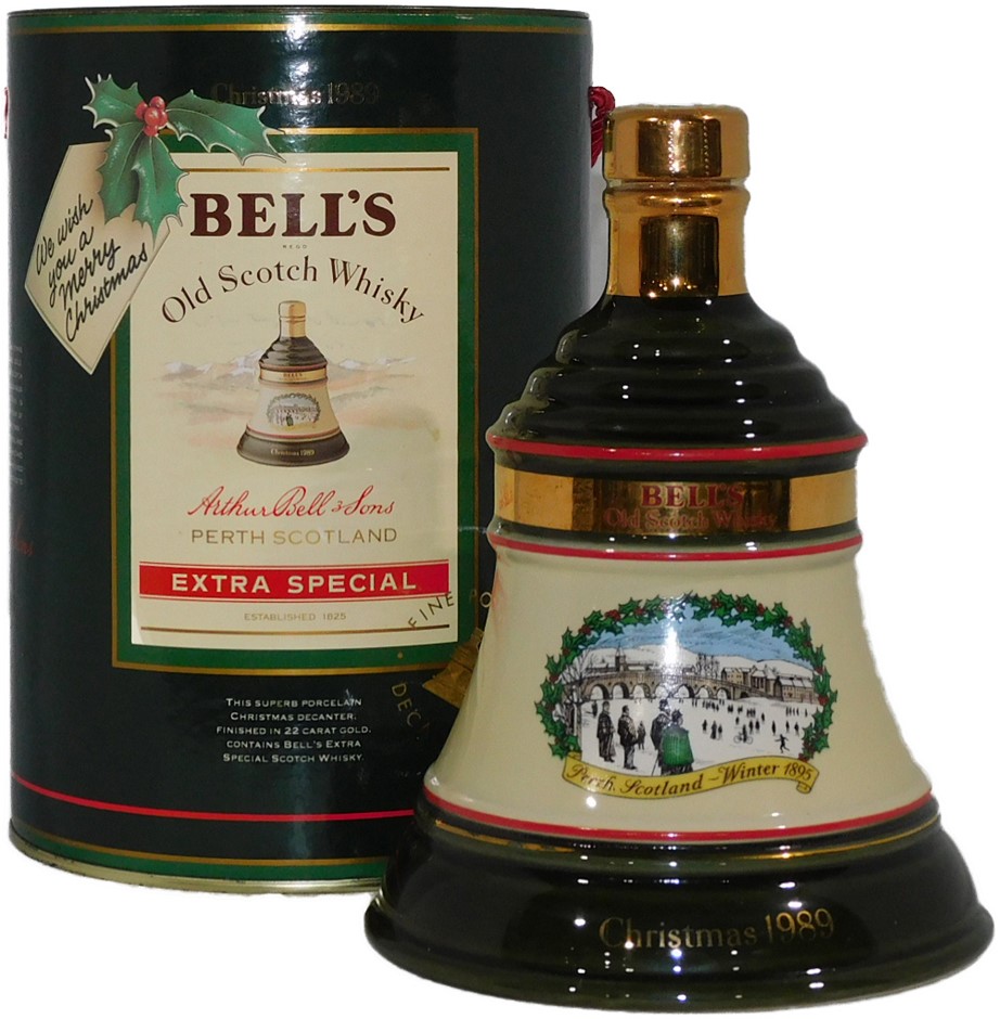 Bells Old Scotch Whisky Christmas 1989 (1x 750mL Gold Plated), Scotland