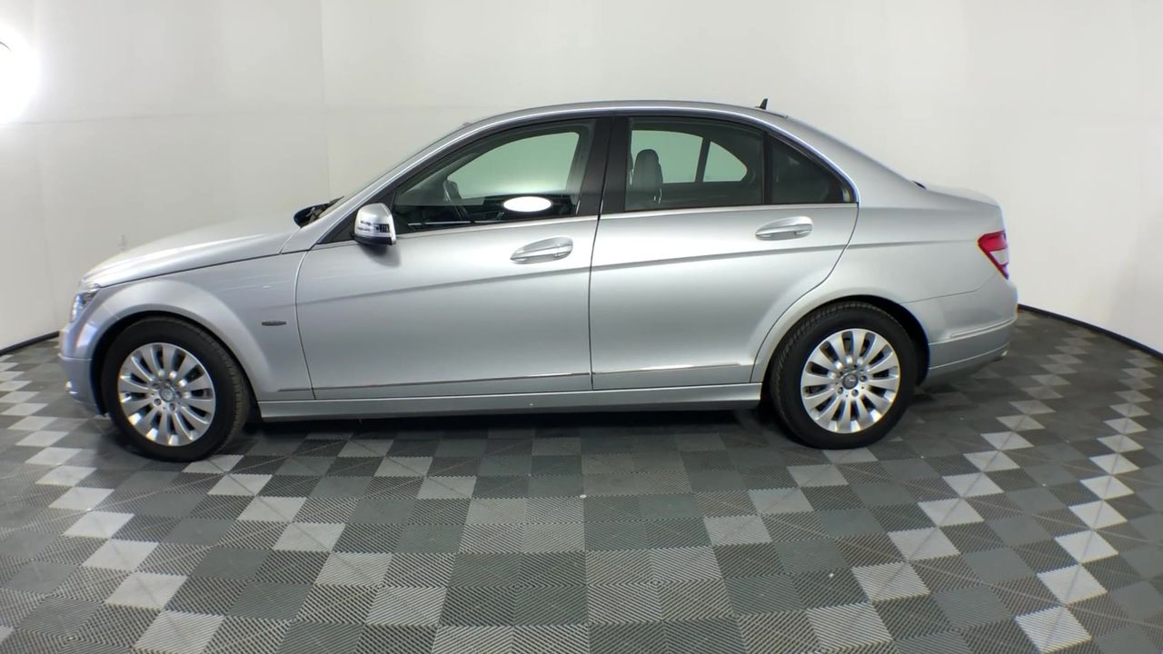 Men's 8mm Frosted Black Agate & Golden Rhinestone Beaded Gemstone Bracelet