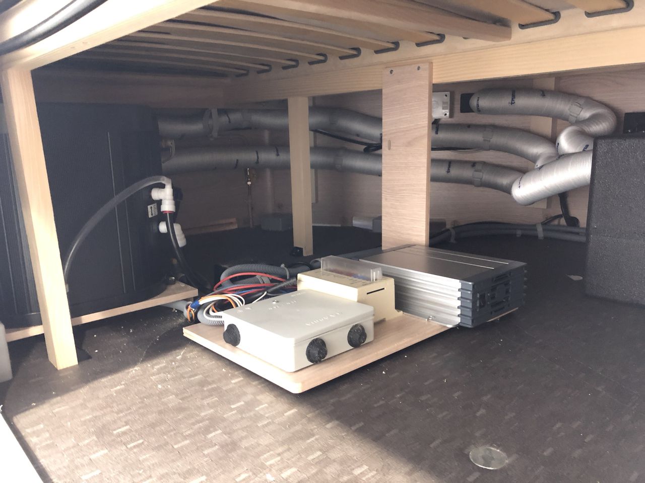 6mm Gorgeous Tiger Eye Gemstones Crystal Beaded Bracelet