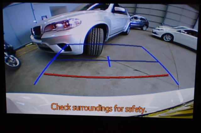 7-8mm White Pearls & Silver Plated Rhinestone Stretch Bracelet.