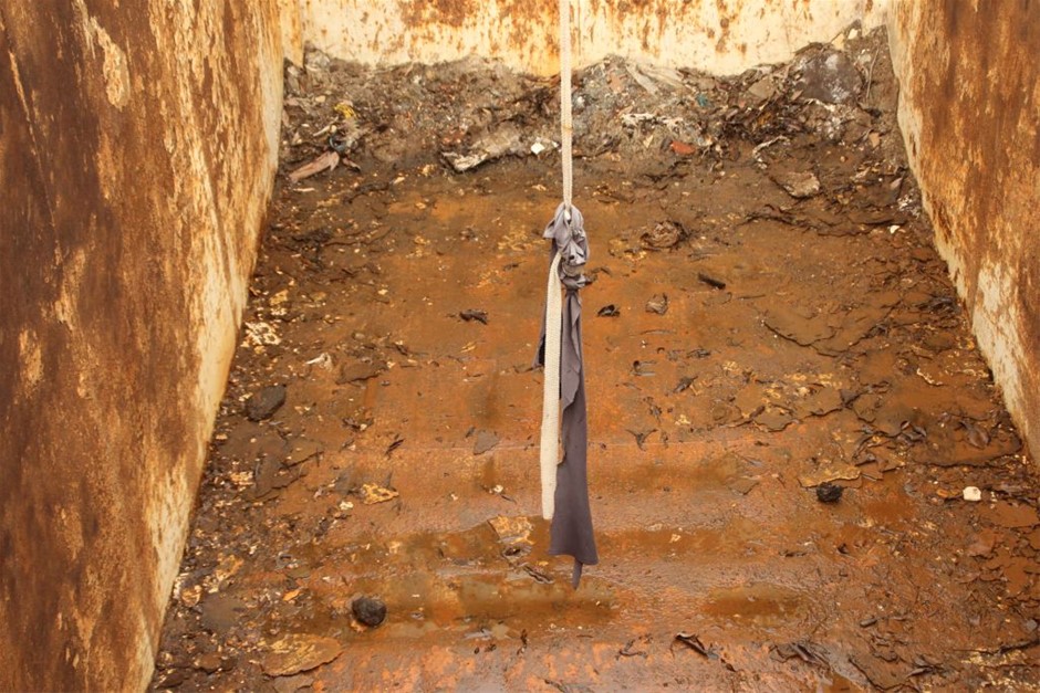 Elegant 18K Yellow Gold plated Simulated Diamond Necklace