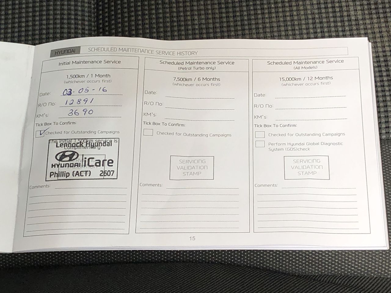 10mm White Pearls with Flower Jade Gemstone Necklace