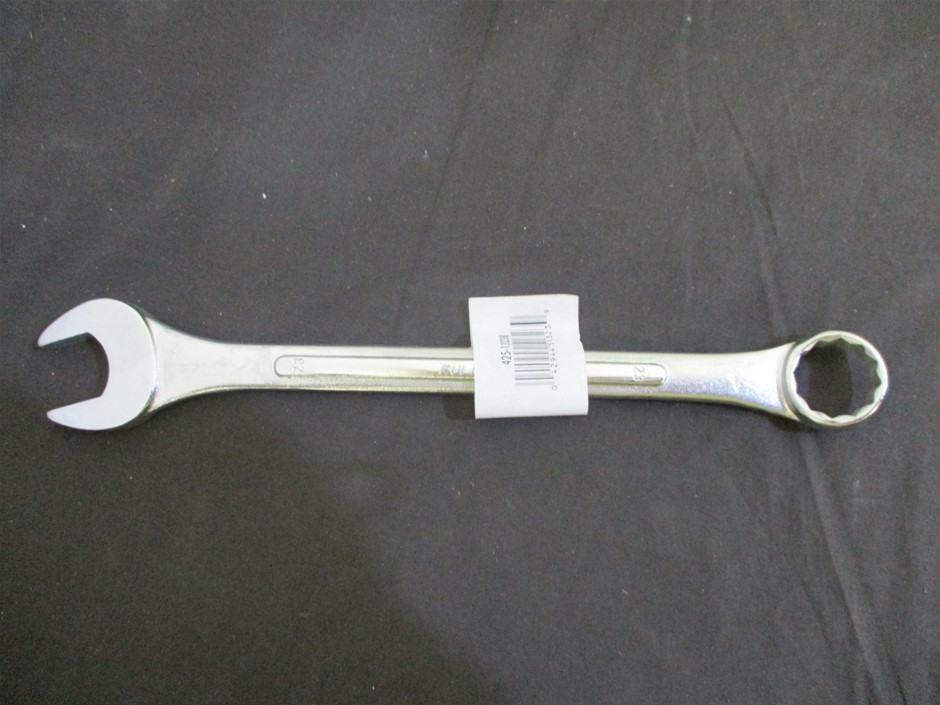 6-7mm Black & White Potato Shape Pearl with Platinum Plated Bracelet