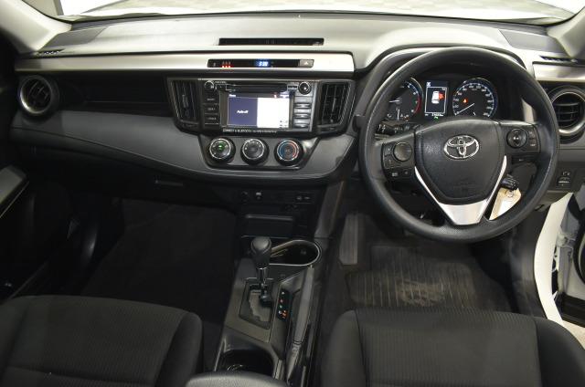 18K Gold-Filled Cuban Link Chain Bracelet, 4MM Wide - 17.8cm