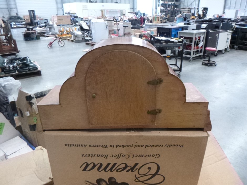 RIP CURL Boy's Flamin Galah T-Shirt, Washed Yellow, Size 10. RRP: $35.99.