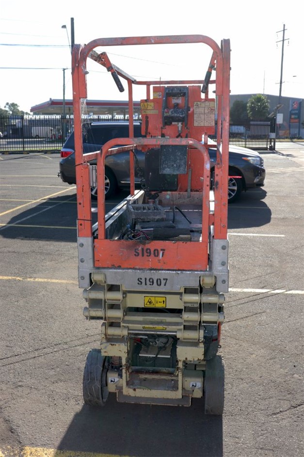 1.19ct Radiant Natural Emerald - Oval Cut