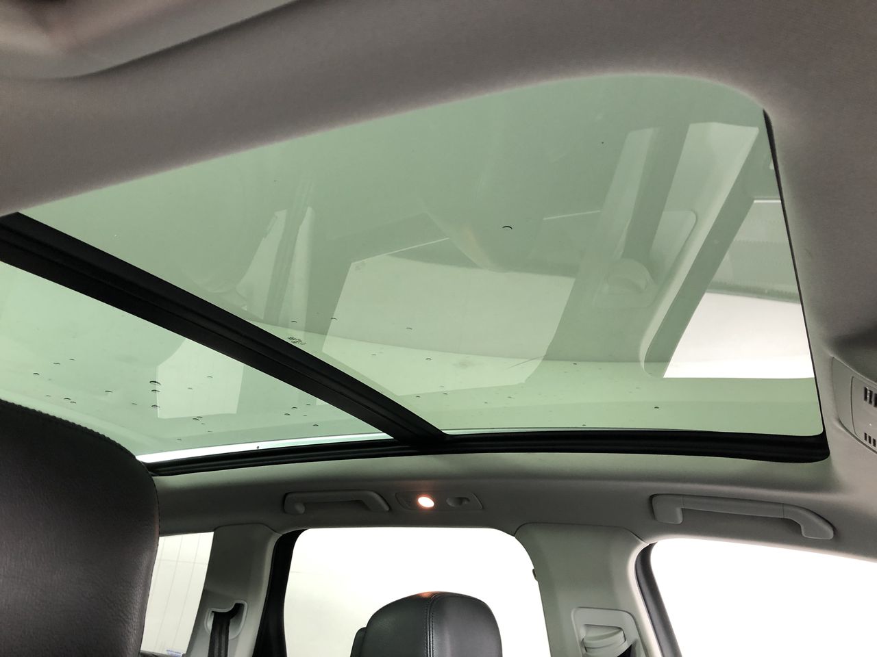 1.03ct Radiant Natural Emerald - Oval Cut