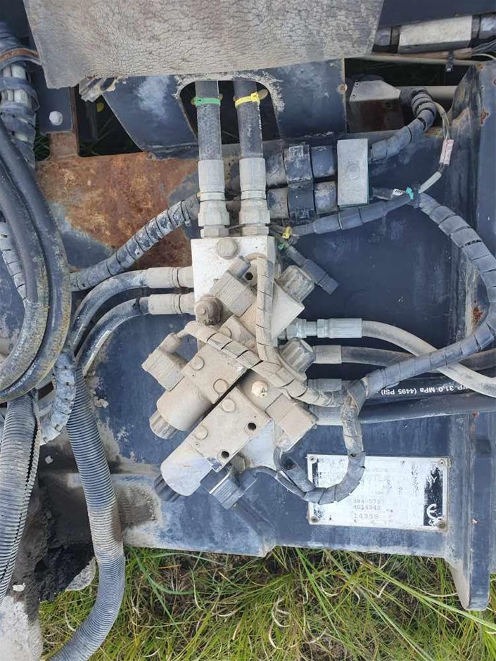 Ryobi/Ozito/Makita Mixed Brand and Model String Trimmers/Lawn Mowers