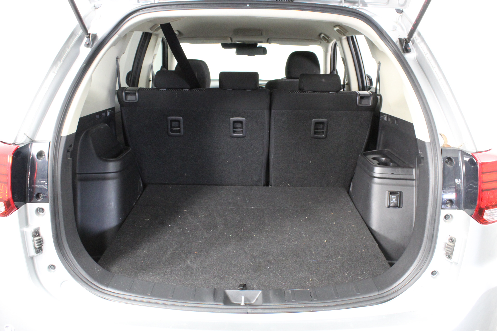 Mighty Murray Red Cabernet 2024 Export Label (6x 750mL) SEA