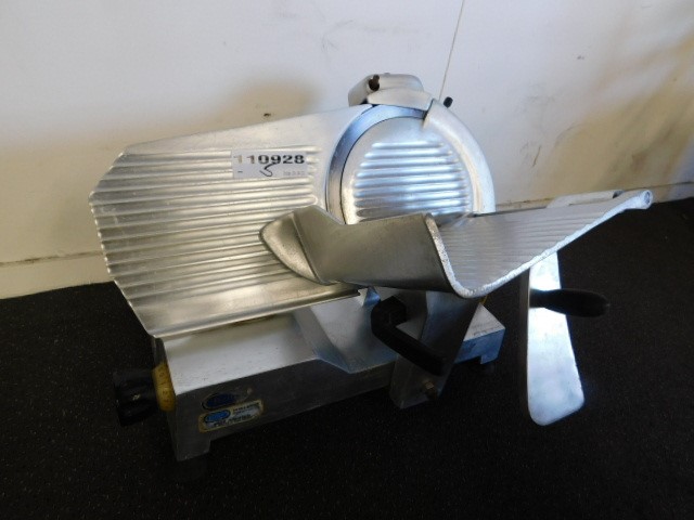 De bortoli Deen Chardonnay (6x 750mL). SEA.