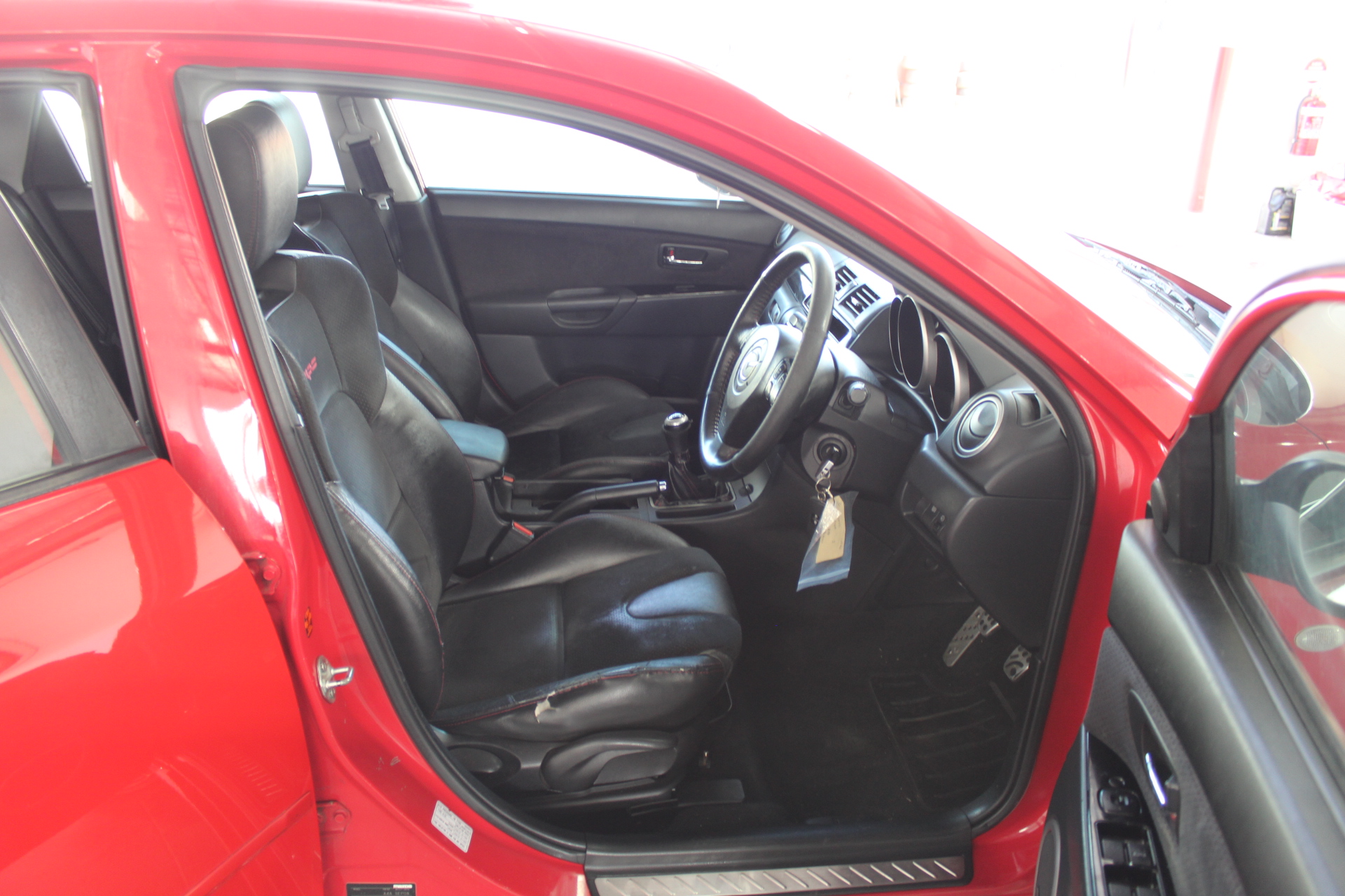 Ponte Prosecco DOC NV (6x 750mL). Italy