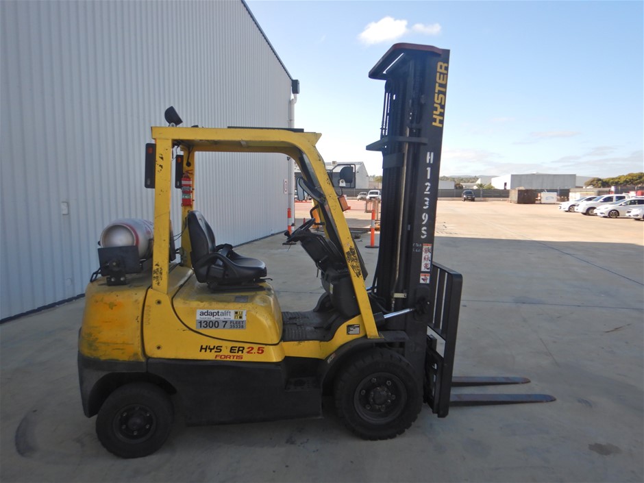 Wine For Yoga Lovers Moscato 2023 (12x 750mL) SA