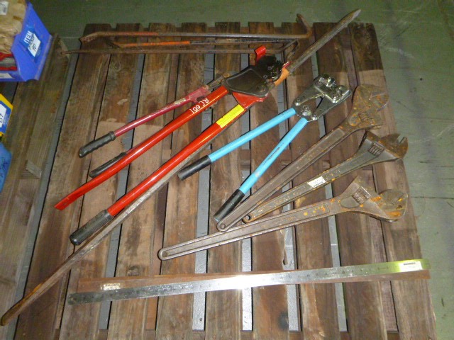 3.23 Carats Green Emerald