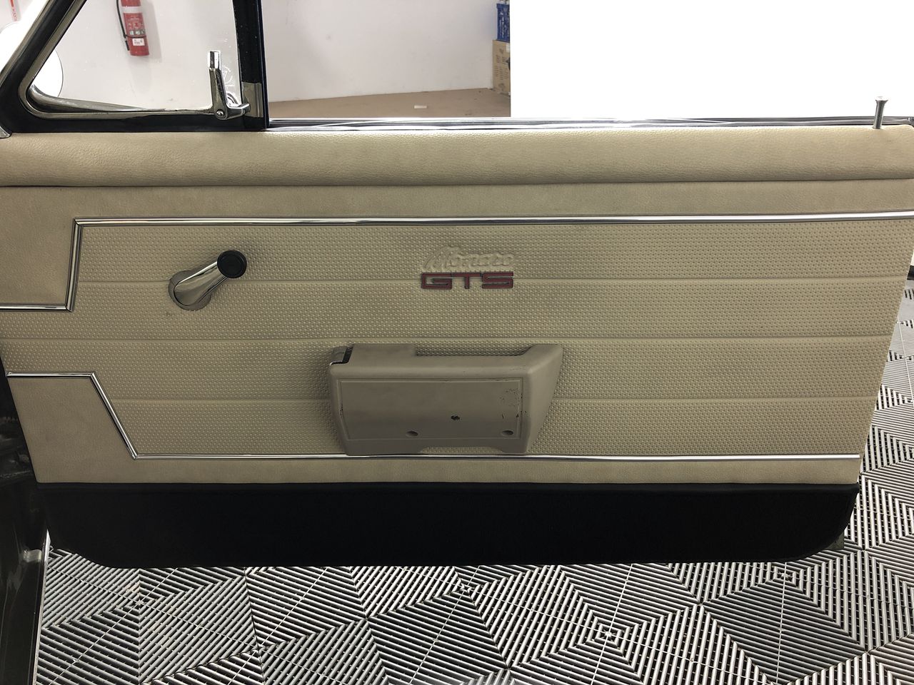 Global Trade Unit 1g (Approx) 999 Pure Silver Coin with Certificate, Invest